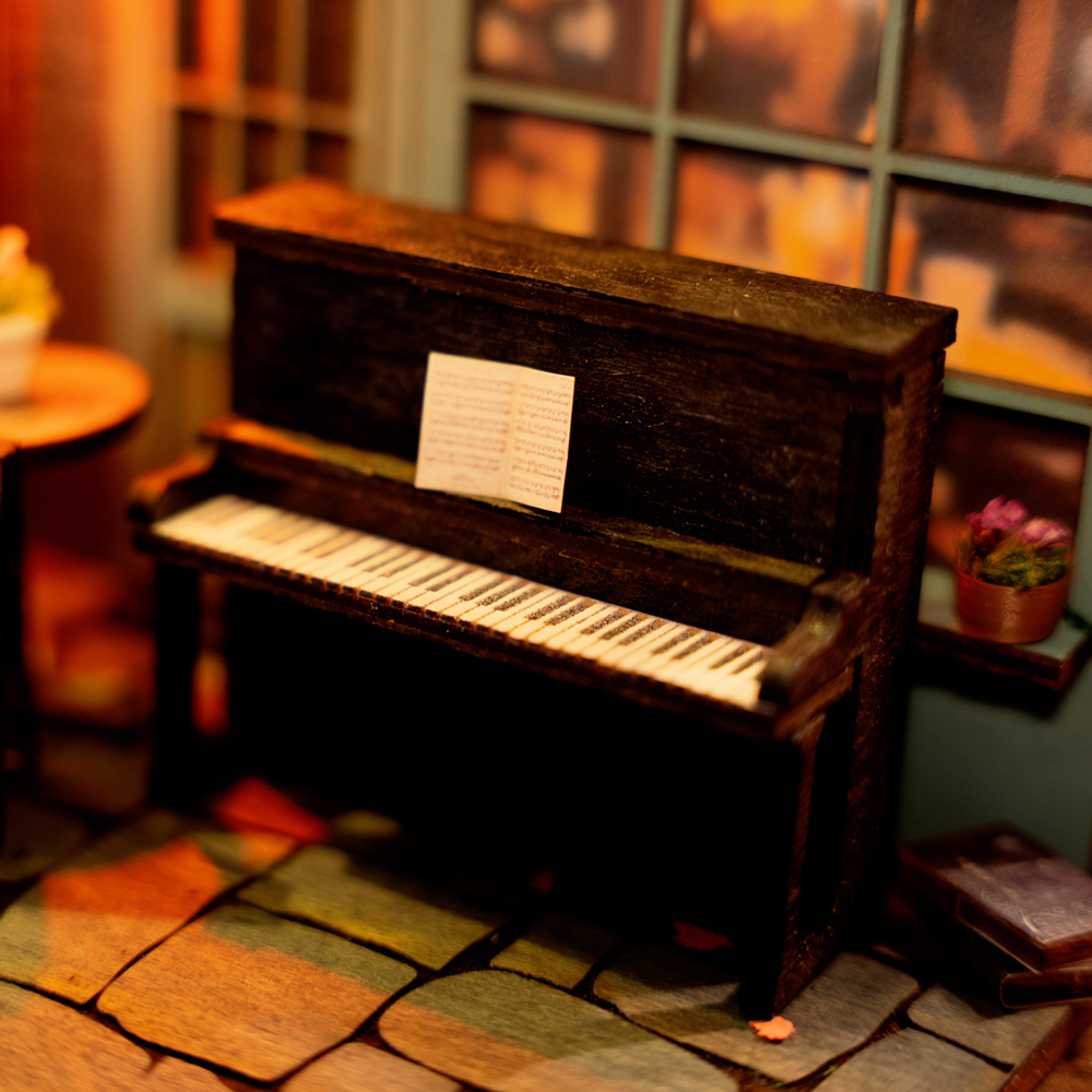 Dreamy MiniAlley - Booknook DIY kit