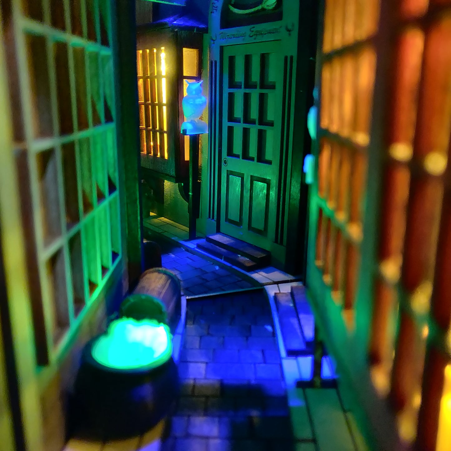 Wizard MiniAlley BookNook