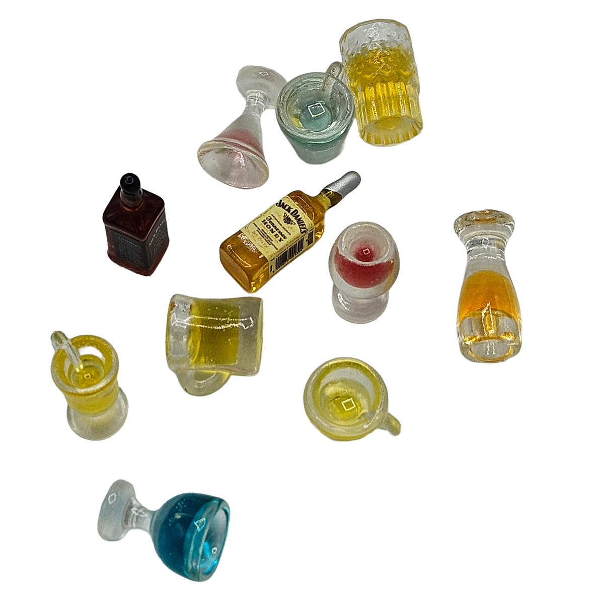 Miniature Bar & Cocktail Drinks Set | Tiny Beer Mugs, Whiskey Bottles & Wine Glasses