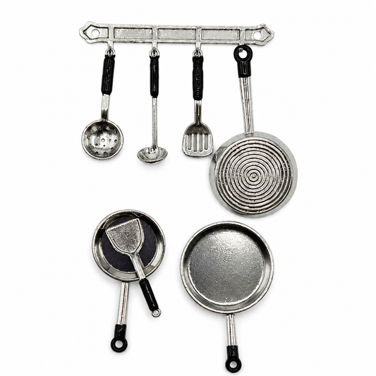 Chef’s Culinary Skillet & Hanging Utensil Set (7-Piece)